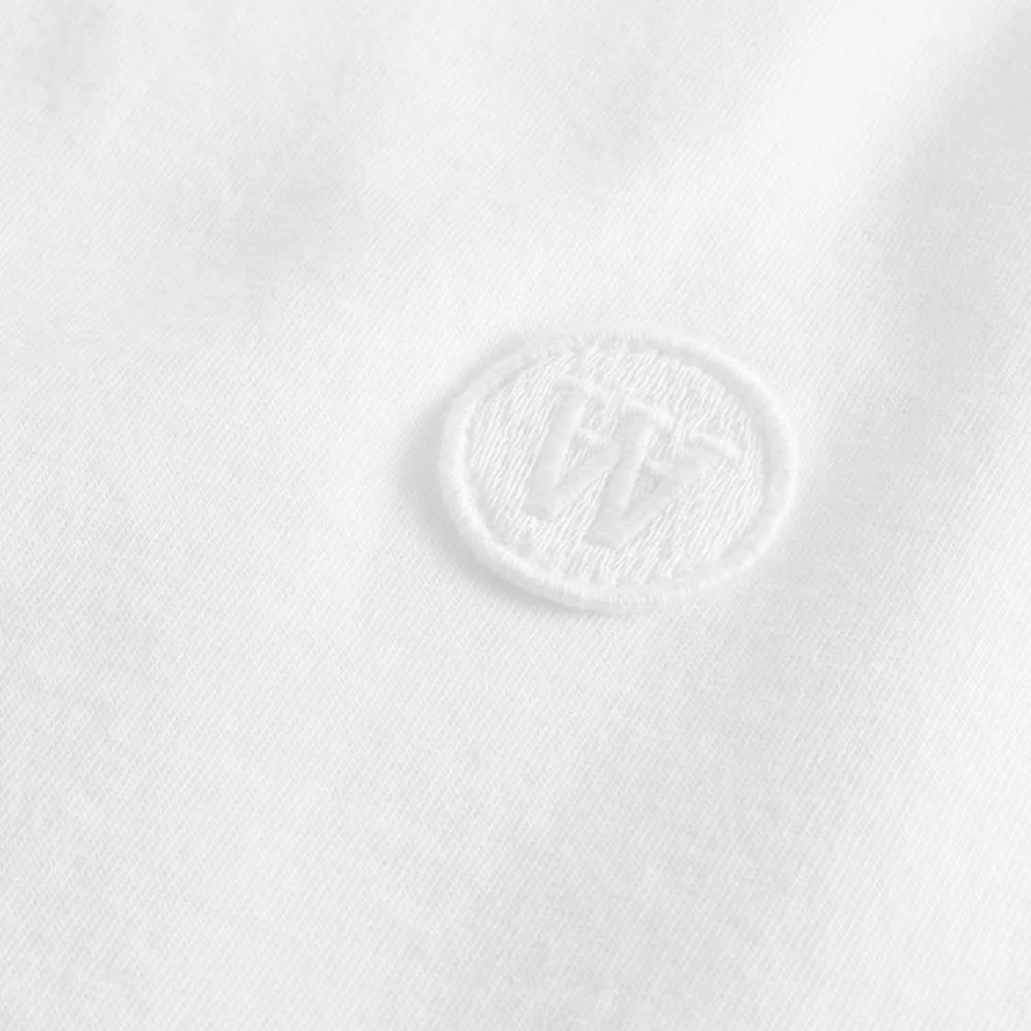 Ace Badge T-shirt GOTS - White - Image 2
