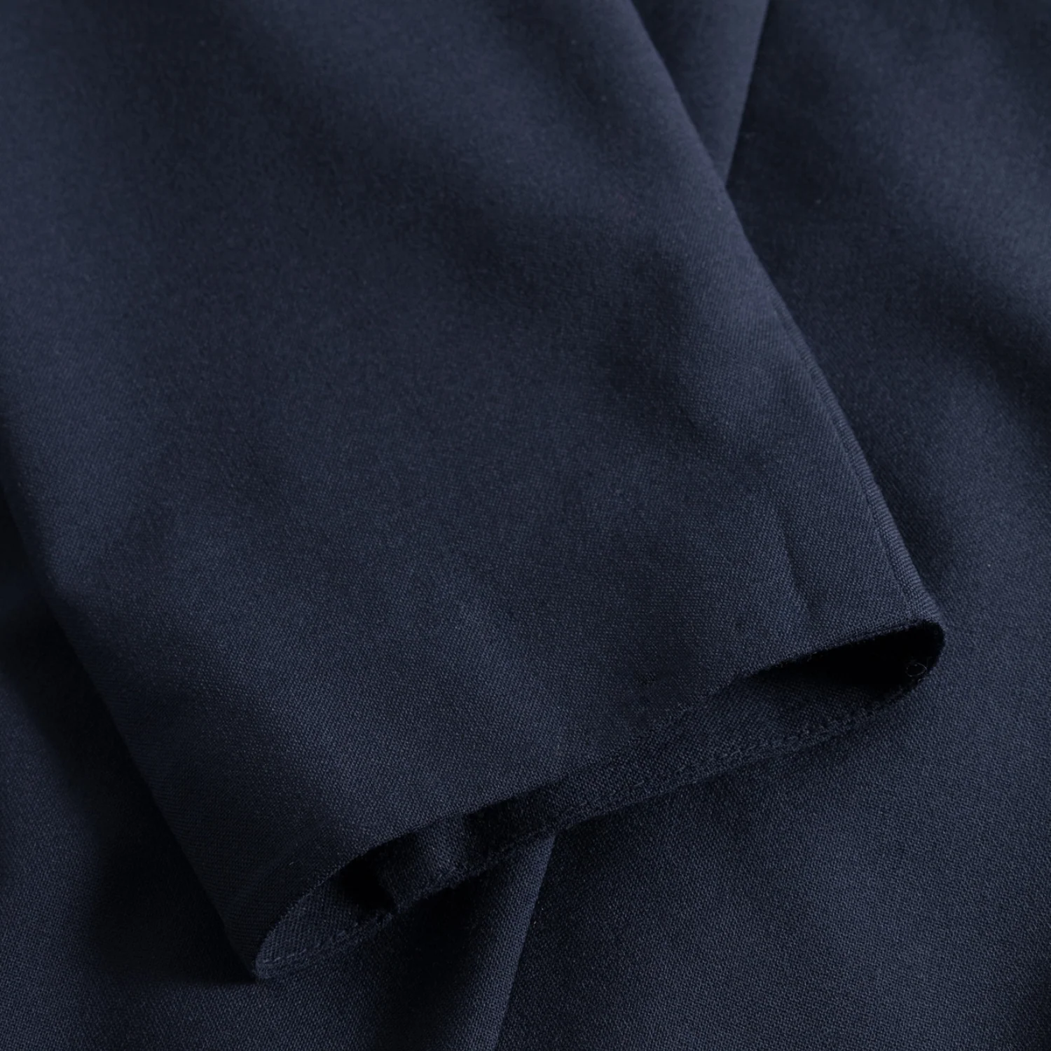 Emil Travel Light Jacket - Dark Navy - Image 5