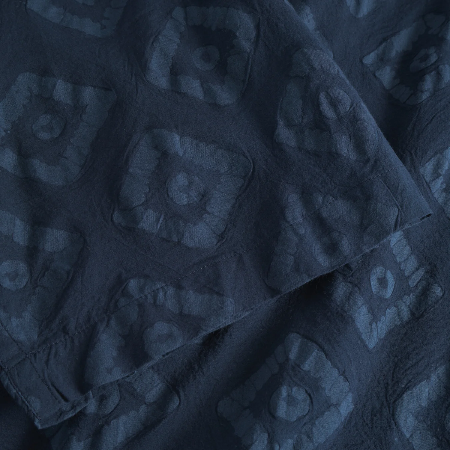 Mads Batik SS Shirt - Dark Navy - Image 5
