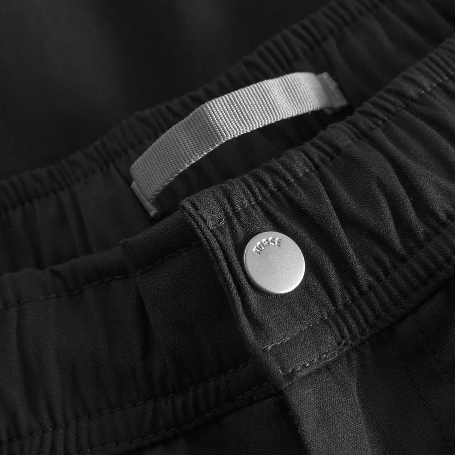 Ragnar Fine Broken Twill Shorts - Black - Image 3